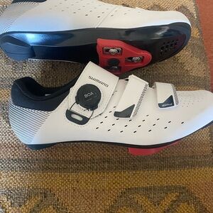 Shimano RP4 road bike shoes - worn twice